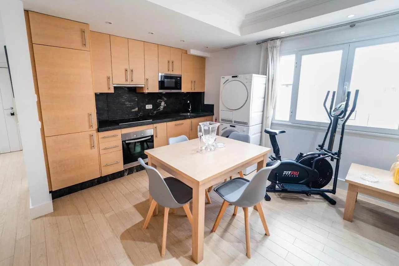 2Bdr New Bright Apartment In Puerto Banus Marbella Spain